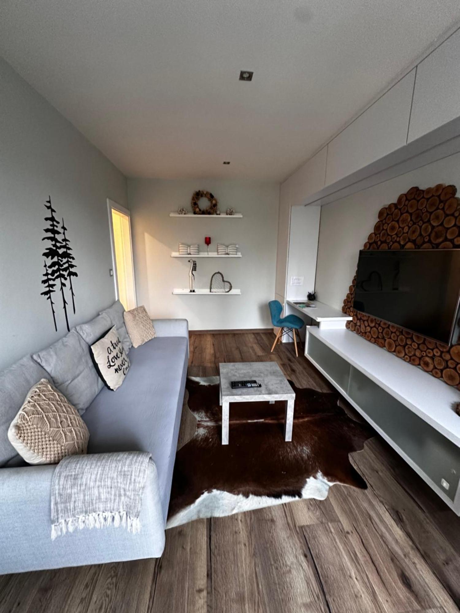 We Apartment - Close To The Center & City View, Self Check-In 24H Banská Bystrica Exterior photo